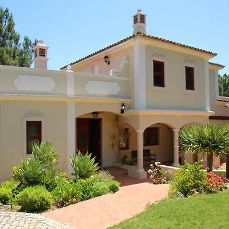 빌라 Sleeps 8 Pool Air Con T480372 *