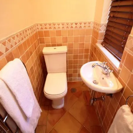 Villa Sleeps 8 Pool Air Con T480372 Quinta do Lago